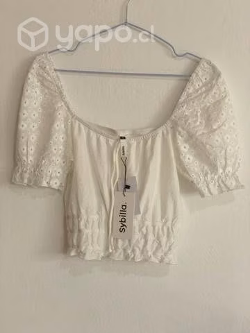 Ropa nueva y semi nueva