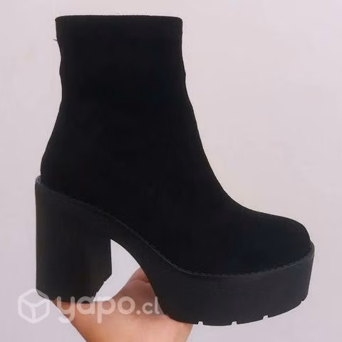 Botin charol -gamuza