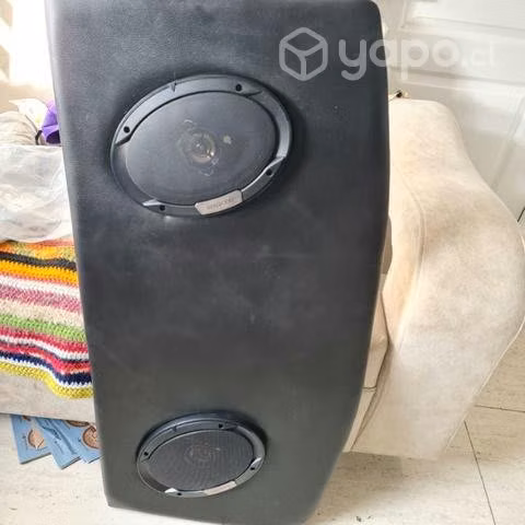 Tabla para corsa con parlantes kenwood