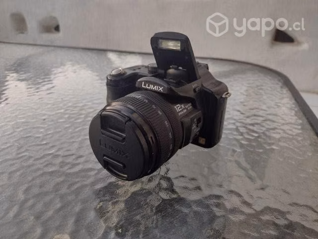 Camara Panasonic Lumix FZ-50 35-420mm F2.8 LEICA,