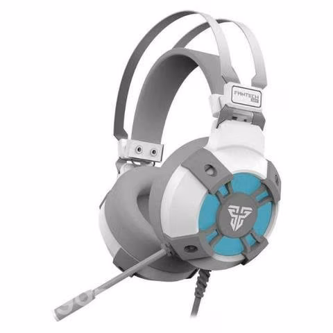 Audifonos GAMER Fantech con RGB