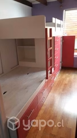 Hermosa litera con closet y cajonera para niña