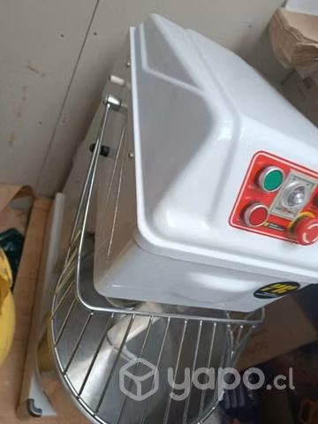 Amasadora nueva