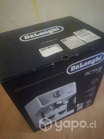 Cafetera nueva marca delonghi