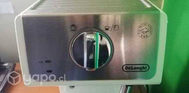 Cafetera nueva marca delonghi