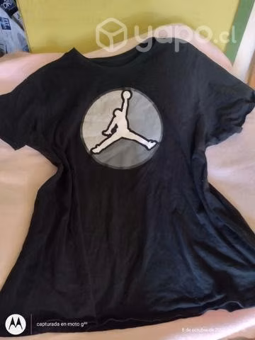 Polera talla XXL excelente estado