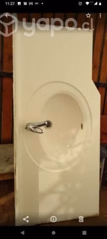 Cubierta de lavamanos usada