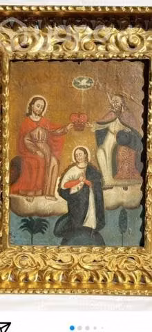 Tido tipo de objetos antiguos jiyas y pinturas. - Imagen 2