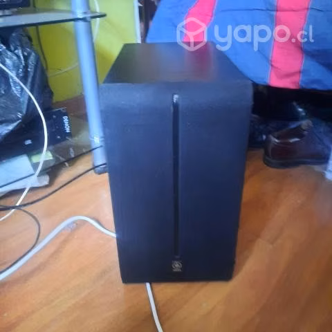Sub bajó yamaha activo
