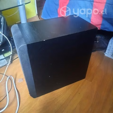 Sub bajó yamaha activo