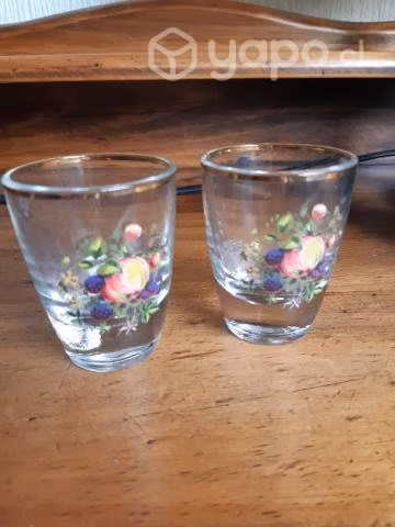 Par de antiguos vasitos de colección - Imagen 3