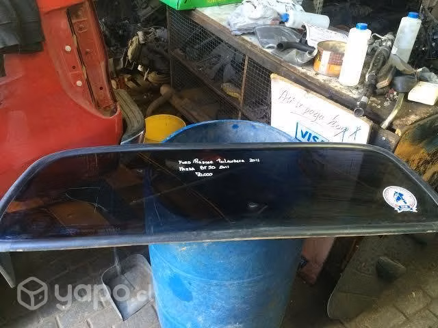 Vidrio luneta Ford Ranger Tailandesa 2.5 Diesel 20
