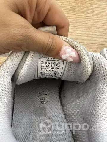 Zapatillas KSWISS 23.5 - Imagen 4