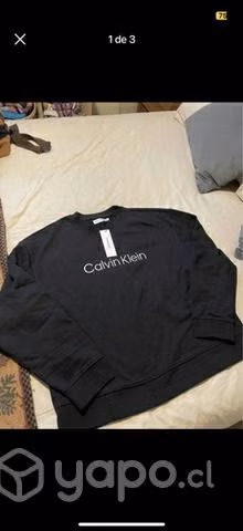 Poleron Calvin Klein talla L nuevo