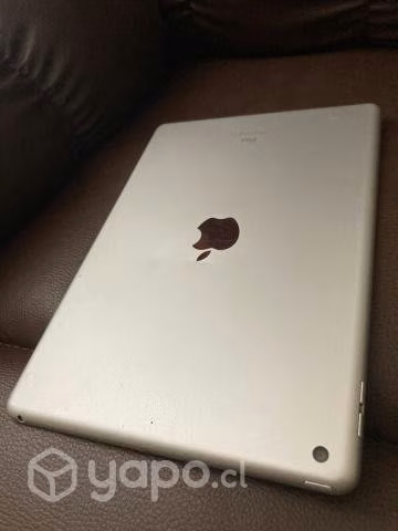 IPad 8va 128gb Usado con Caja usado