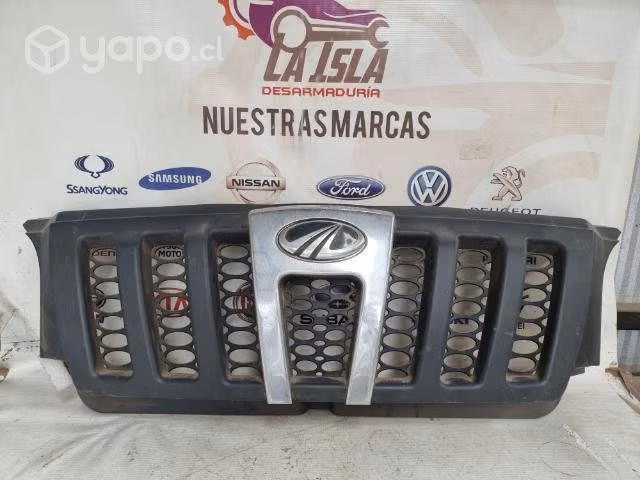 Mascara mahindra año 2015