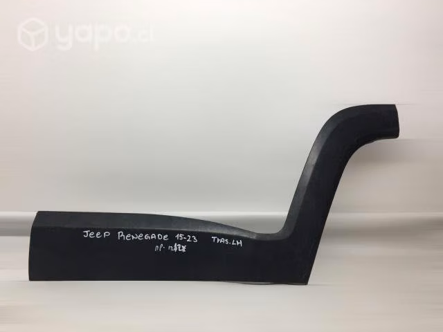 Moldura puerta trasera lh jeep renegade 2016 2021