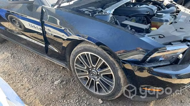 Llantas ford Mustang impecable