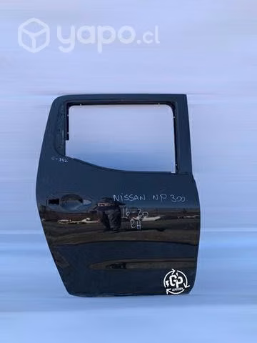 Puerta trasera rh Nissan Np