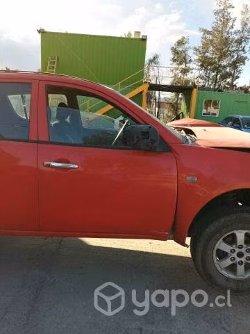 Llanta mitsubishi l200 usada