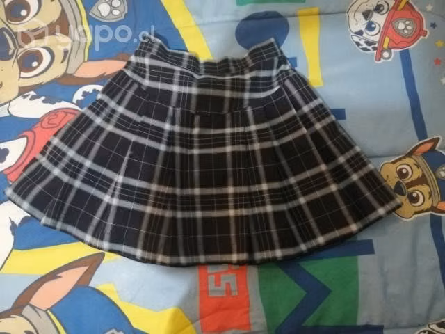 Uniforme escuela Llaima