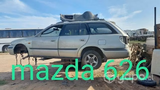 Portalon Mazda 626 desarmaduría