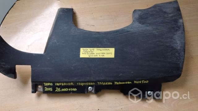 Tapa inferior izquierda tablero Mahindra XUV 500 2