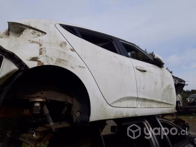 Tapamaleta hyundai accent rb 2017