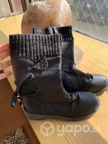 Botas negras