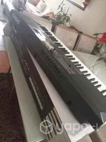 Teclado Marca Casio CT- X5000 teclas de piano