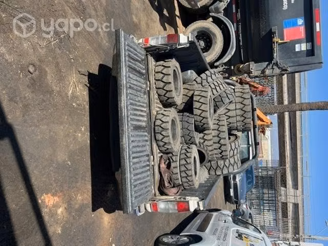 Neumático yale grua horquilla aro pack