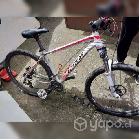 Bicicleta Altitude