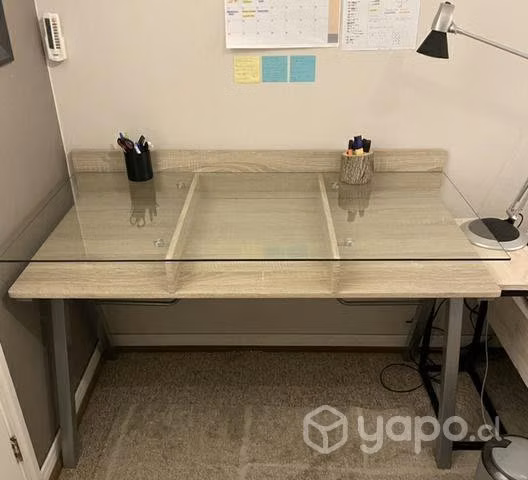 Escritorio de vidrio y mdf en perfecto estado - Imagen 5
