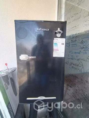 Refrigerador pequeño!! congela y refrigera !