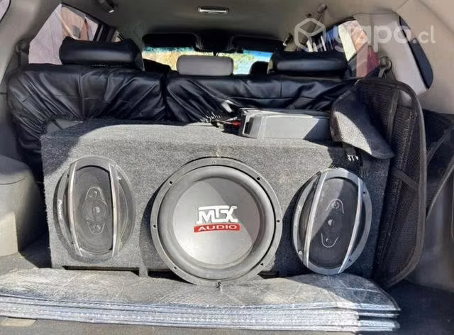 Bajo y amplificador pioneer