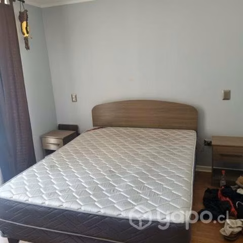 Cama 2 plazas más veladores