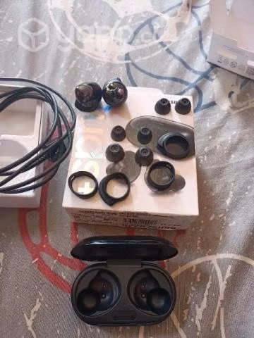Audífonos Samsung Buds +