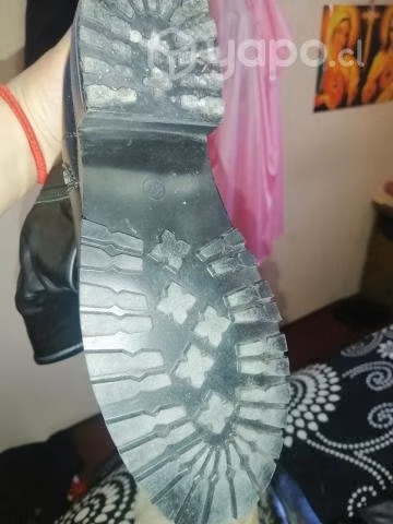 Hermosas botas modernas nuevas 37.