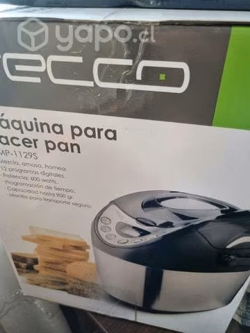 Freidora y maquina hacer pan nuevas