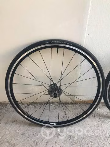 Juego de ruedas para bicicleta de ruta