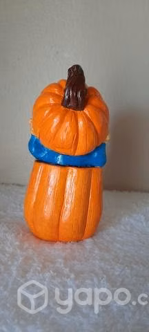 Espantapajaro de maiz en una calabaza - Imagen 2