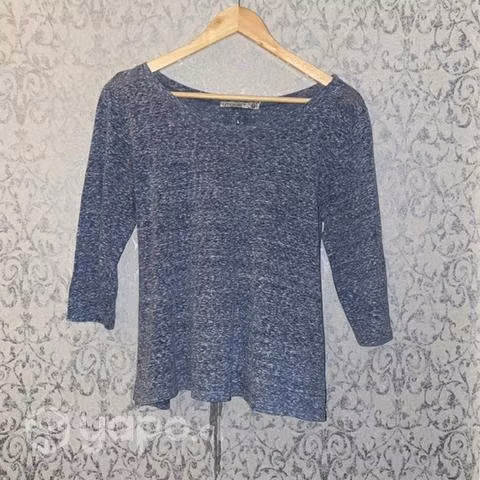 Polera Umbrale talla L