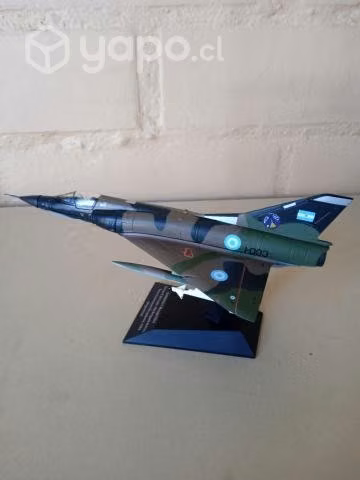 AVION DE COMBATE MIRAGE (Nuevo)
