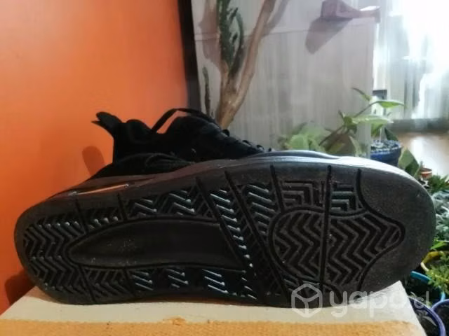Zapatillas negras - Imagen 3