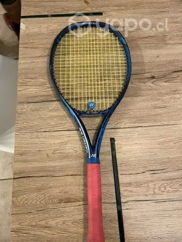 Raqueta Yonex Ezone 100 + Mochila Yonex