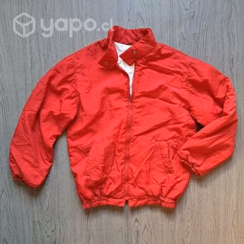 Cortavientos rojo