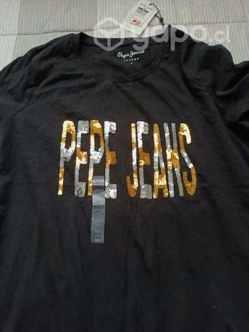 Polera nueva Pepe Jeans talla M