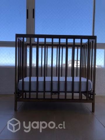 Cuna madera con colchón