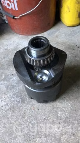 Bomba mando final Komatsu