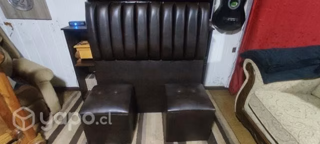 Respaldo de cama plaza 1/2 y puf